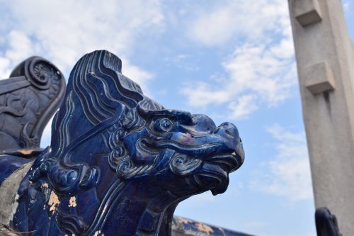 Some of the beautiful statues seems all around Beijing's ancient architectural sights.