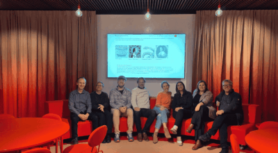 Group photo at the conclusion of the Open Topstukken Project, taken in front of the Open Topstukken website. From L to R: Maarten Coonen, Sandra Fauconnier, Daan van Ramshorst, Odin Essers, Hilde van Wanroij, Maryam Mazaheri, Vivian van Slooten and Peter Verberne. Missing: Johan Oosterman and Ruud van den Heuvel (Radboud University).